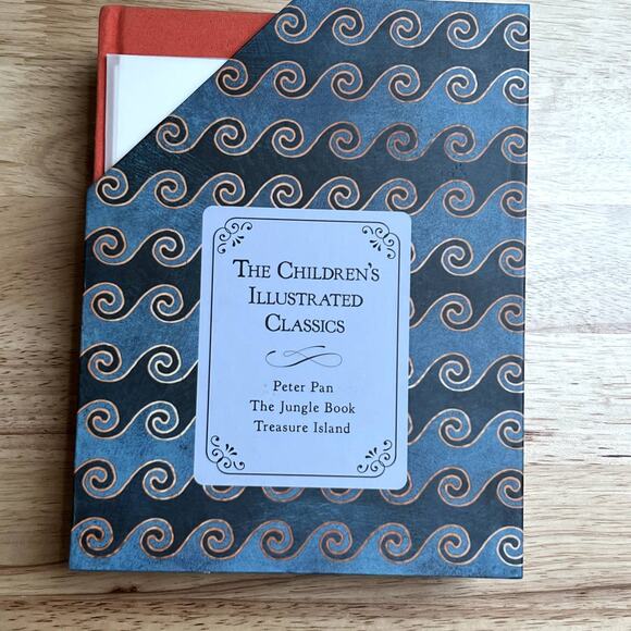 The Children's Illustrated Classics Book Set 3 Books With Prints - Picture 2 of 9